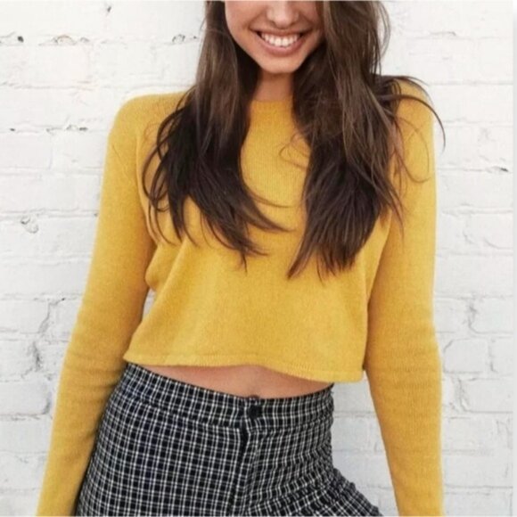 Brandy Melville Mustard Yellow "Francesca" Cropped Knit Sweater - Picture 2 of 7